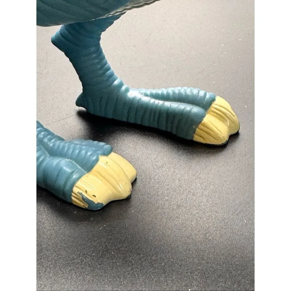 Playskool Heroes Jurassic World SFX Dilophosaurus JW Park Dinosaur Light Up Eyes